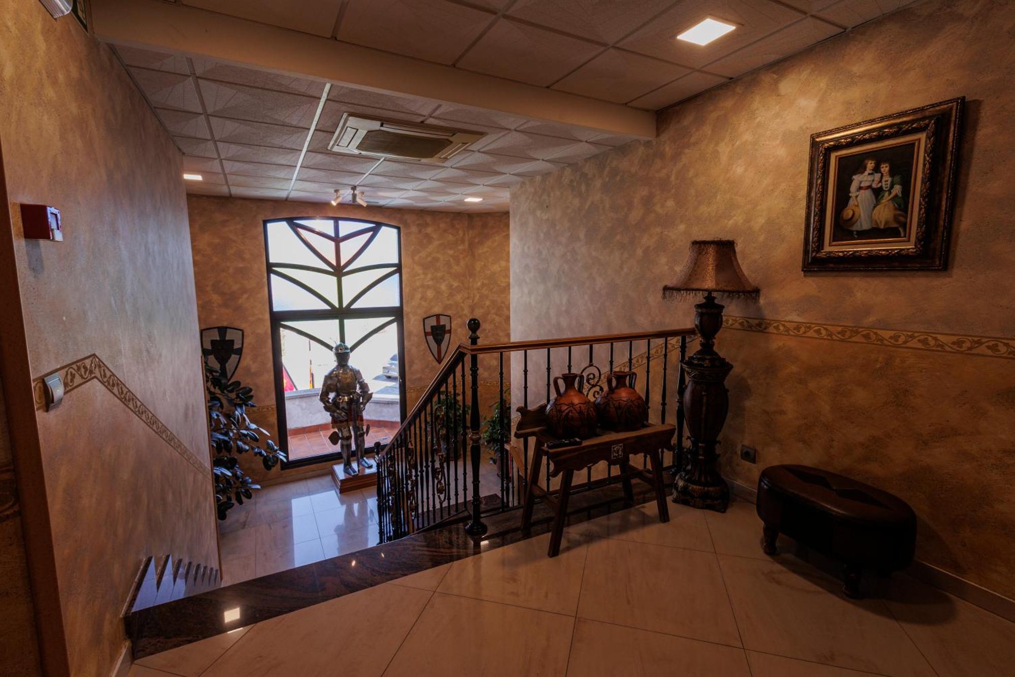 Hotel Pattaya Mocejon Ngoại thất bức ảnh
