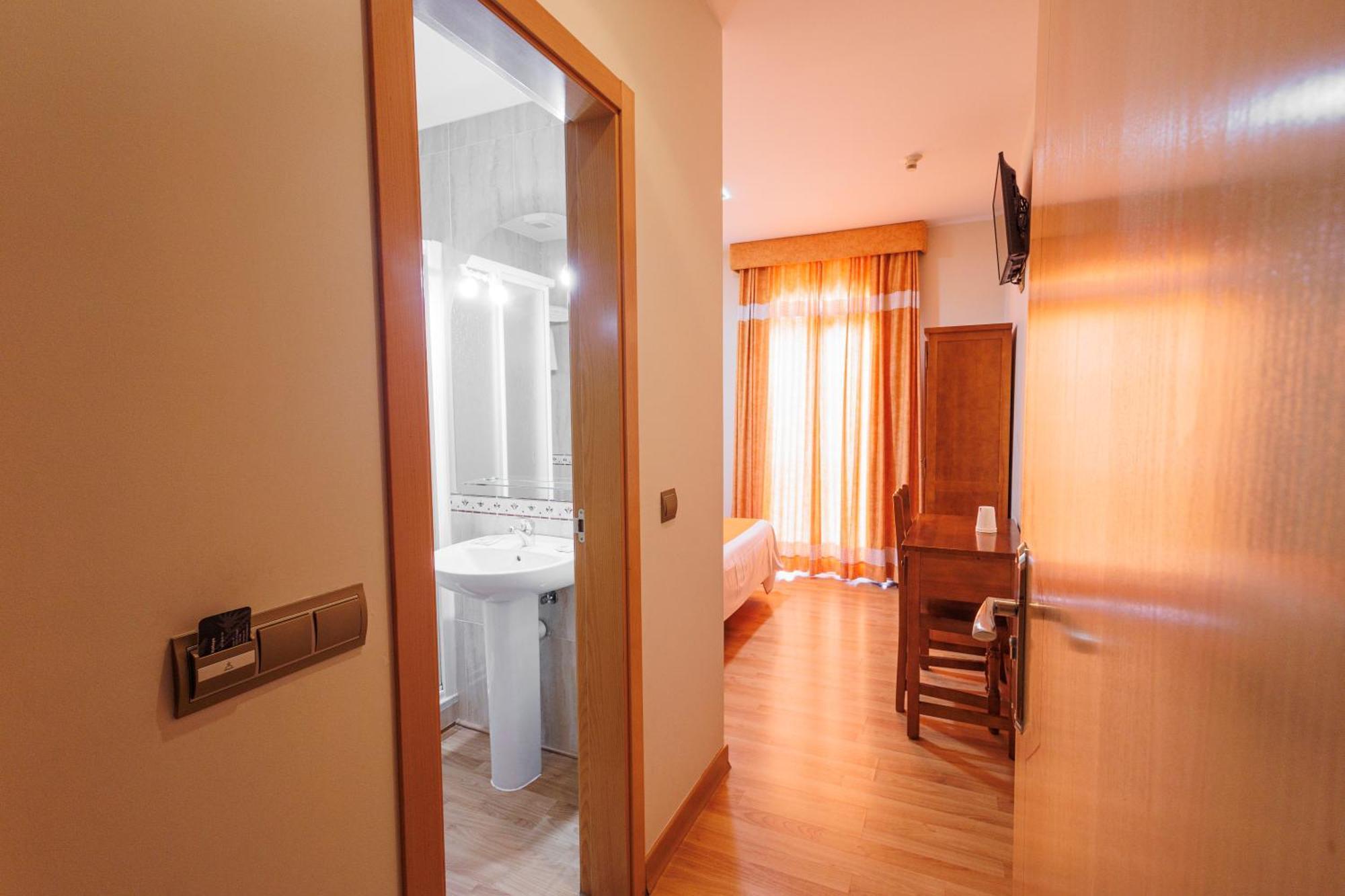 Hotel Pattaya Mocejon Ngoại thất bức ảnh