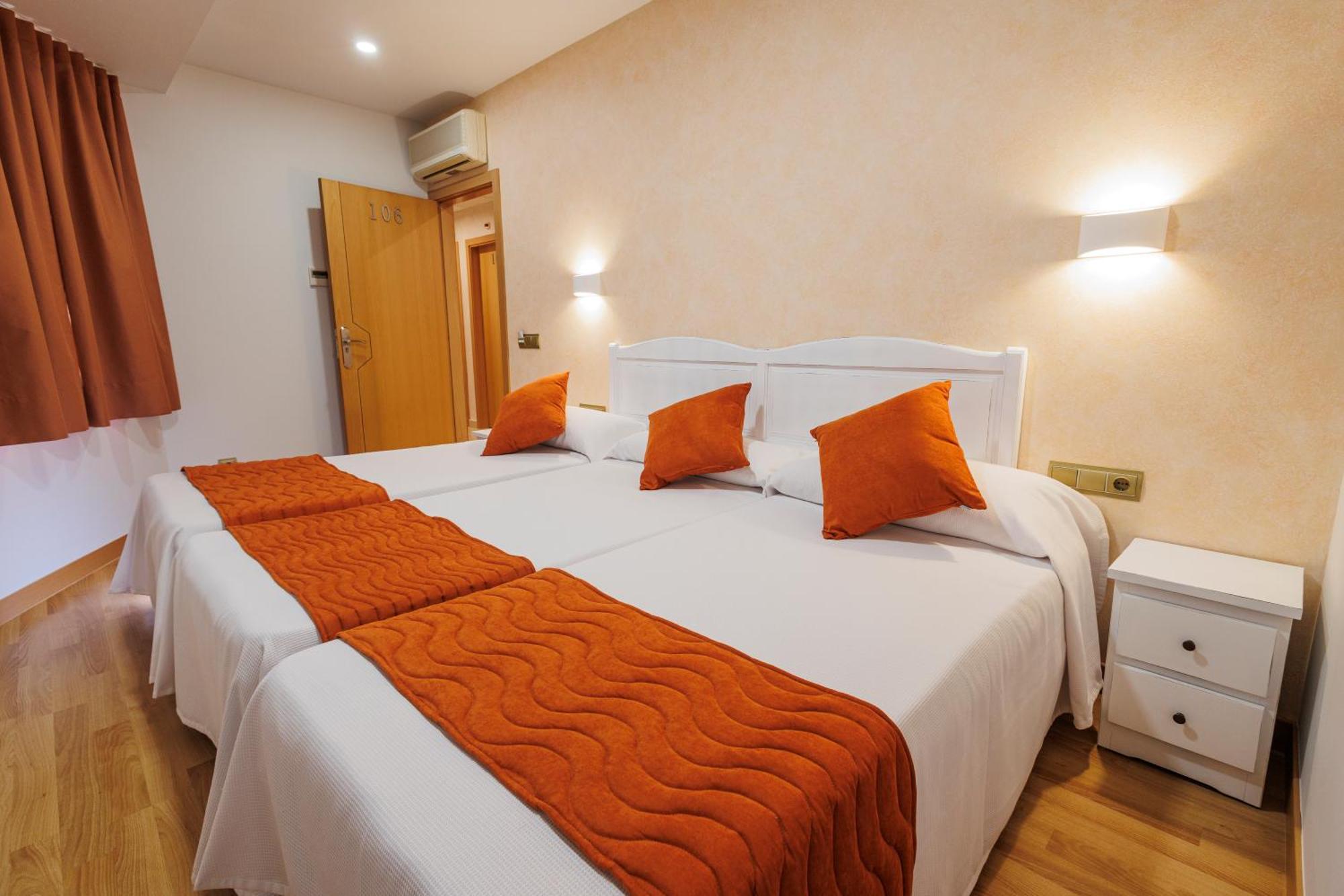 Hotel Pattaya Mocejon Ngoại thất bức ảnh