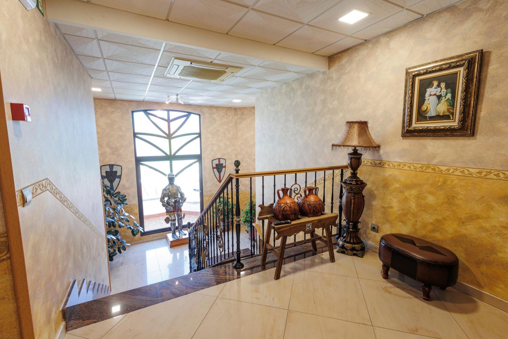 Hotel Pattaya Mocejon Ngoại thất bức ảnh