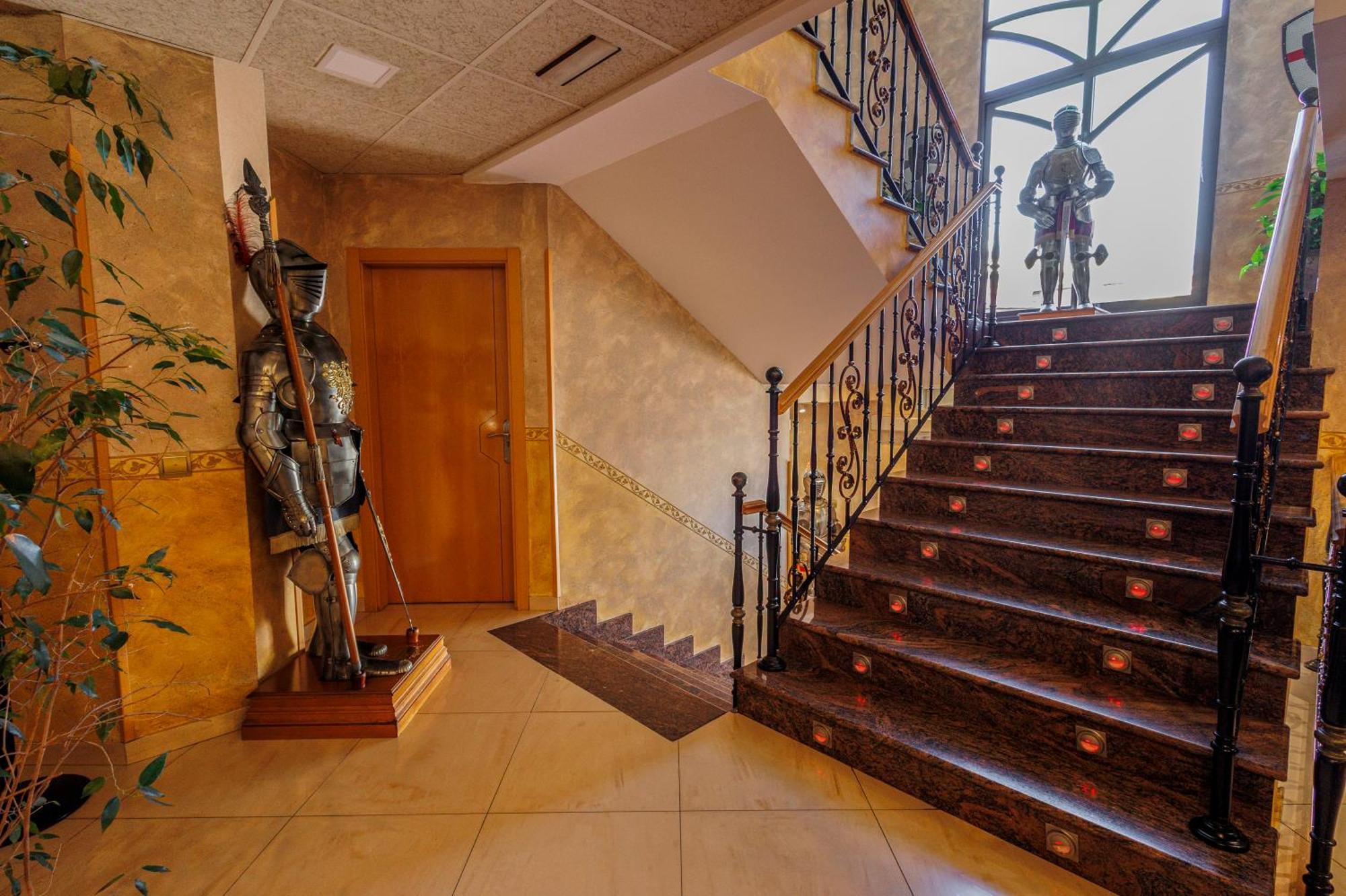 Hotel Pattaya Mocejon Ngoại thất bức ảnh
