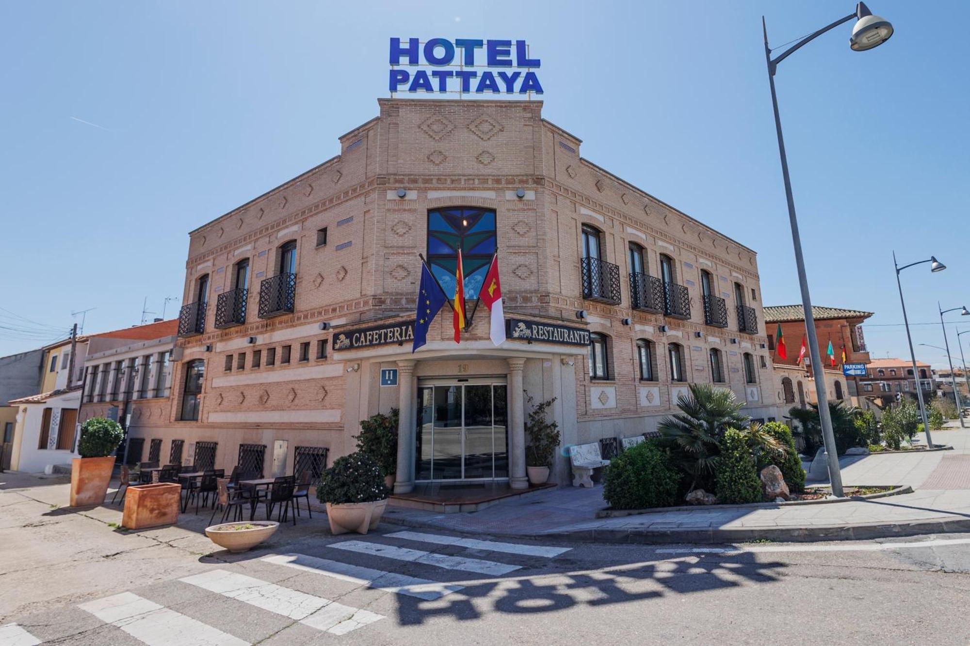 Hotel Pattaya Mocejon Ngoại thất bức ảnh